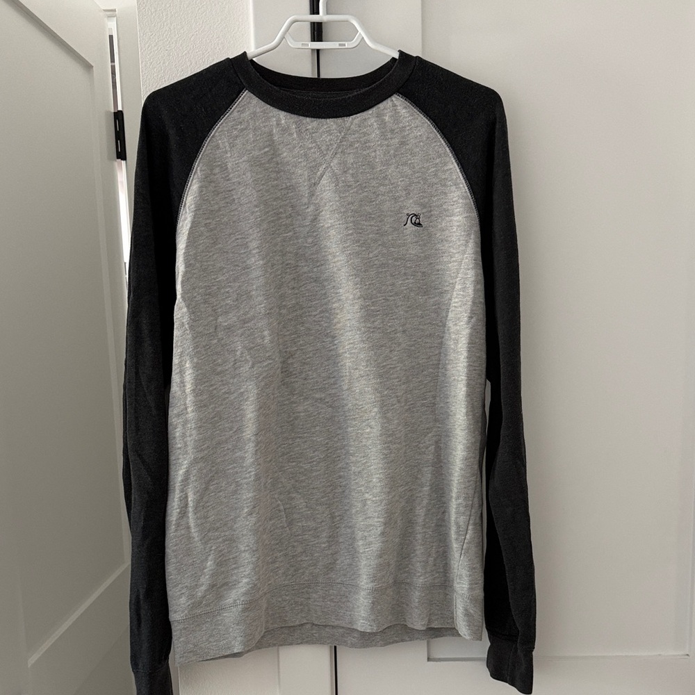 Quiksilver Gray and Black Long Sleeve Men's crewneck